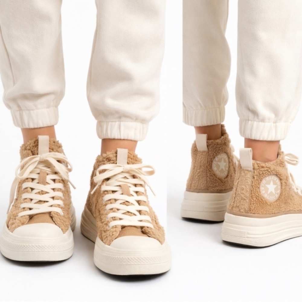 Converse Chuck Taylor All Star Move Platform Sherpa Sneakers High Top Women Rare - Picture 3 of 9